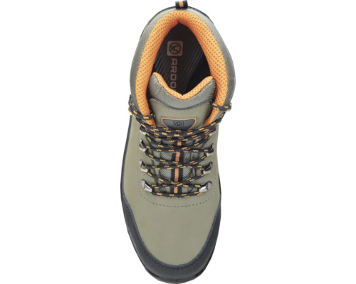 Turistická obuv zhora