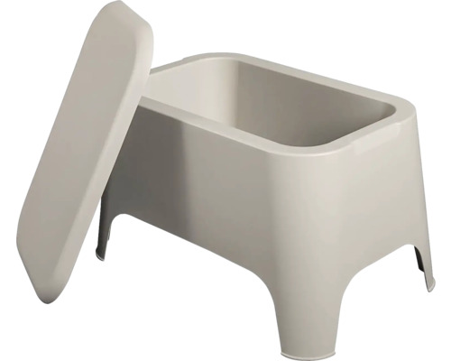 Plastová stolička s odnímateľným vekom