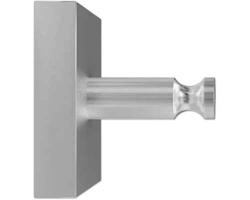 Kovový háčik na uteráky