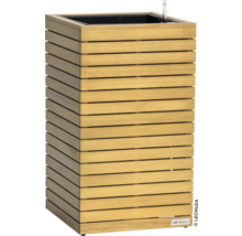 Drevený kvetináč so zavlažovacím systémom