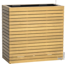 Drevený kvetináč so zavlažovacím systémom