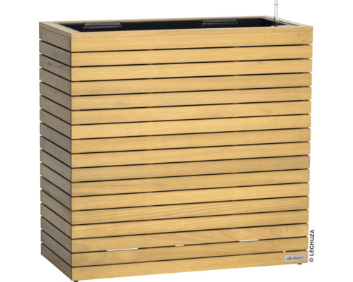 Drevený kvetináč so zavlažovacím systémom