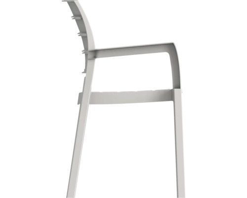 Detailný pohľad na stoličku s opierkami na ruky