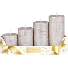 Štyri strieborné valcové sviečky rôznych výšok v balení