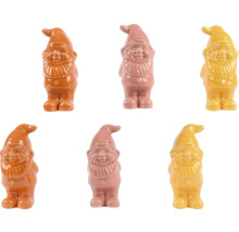 Niekoľko keramických záhradných trpaslíkov