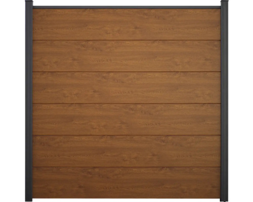 Drevený plot s vodorovnými doskami a rámom