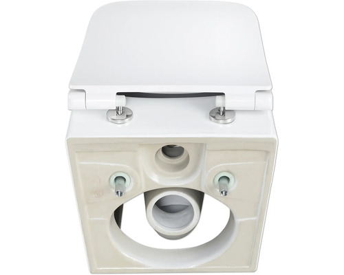 Detailný pohľad na bielu toaletu s toaletným sedadlom zospodu