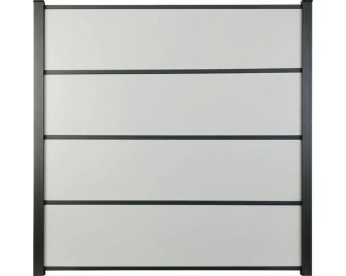 Záhradný plot s rámom a vodorovnými lamelami