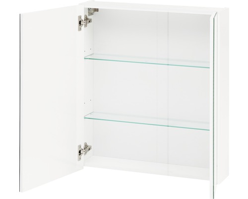 Otvorená biela zrkadlová skrinka s dvoma sklenenými policami