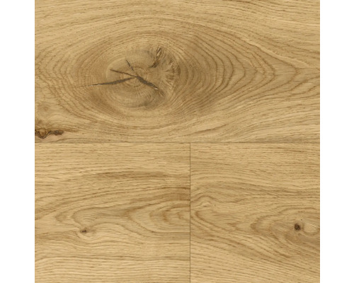 Drevená podlaha s kresbou a hrčami