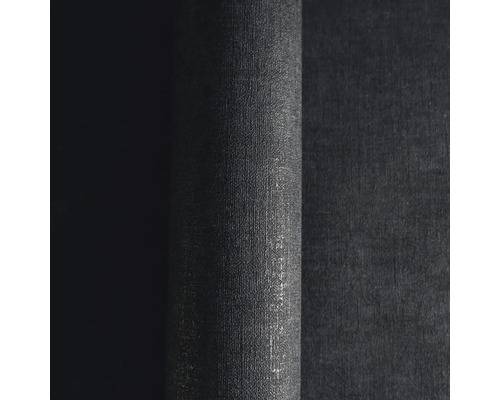 Rolka čiernej látky