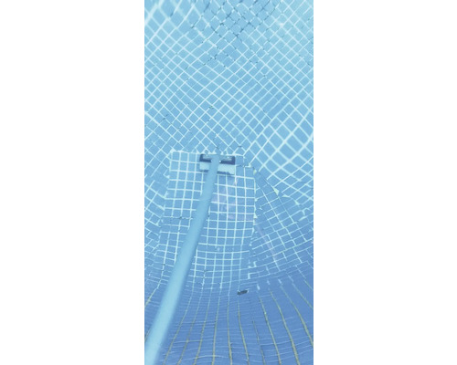 Bazén s obkladmi a čističom bazéna