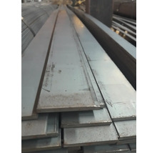 Hromada výrobkov z plochej ocele.