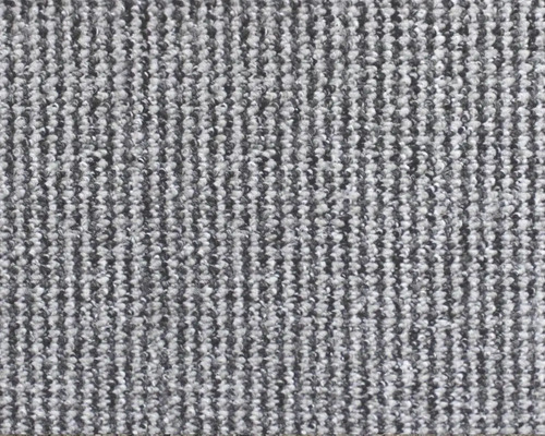 Detail sivého koberca so žíhanou štruktúrou