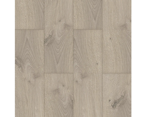 Detail laminátovej podlahy s dreveným vzhľadom
