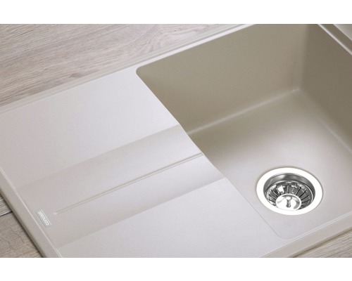 Kuchynský drez s odkvapkávacou plochou