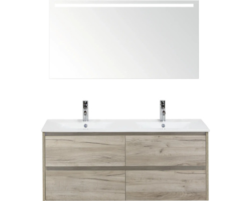 Dvojité umývadlo so zrkadlom a spodnou skrinkou v kúpeľni