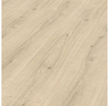 Svetlá laminátová podlaha imituje vzhľad dreva