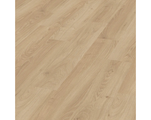 Laminátová podlaha 8.0 Nature Sense EL2090 Detail laminátovej podlahy s drevenou štruktúrou.