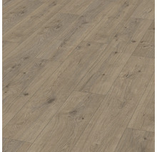 Položená laminátová podlaha s dreveným vzhľadom