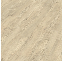 Položená laminátová podlaha s dreveným vzhľadom