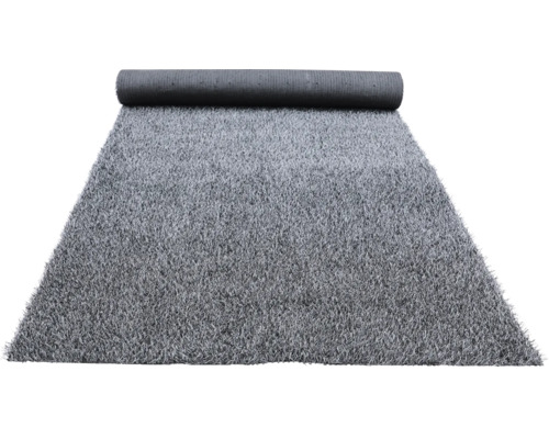 Umelý trávnik rozložený