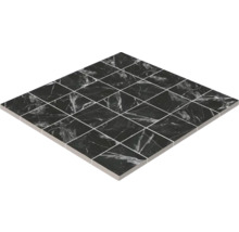 Mozaiková dlaždica so vzhľadom mramoru pre interiér