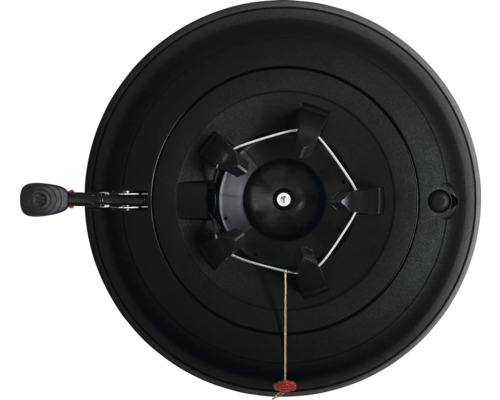 Pohľad zhora na stojan na vianočný stromček s lanovou technikou