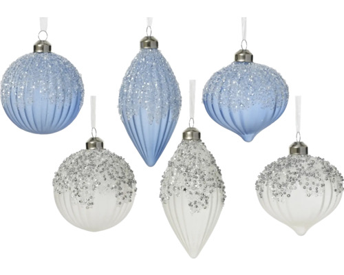 Rôzne tvarované ozdoby na vianočný stromček s dekorom