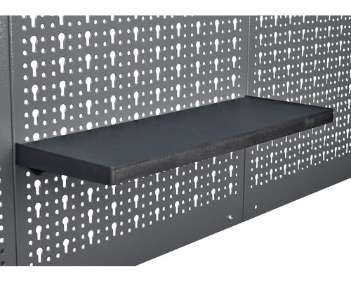 Dierovaná stena na náradie s policou