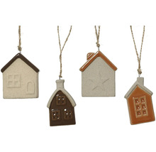 Štyri keramické závesné ozdoby domov so šnúrkou.