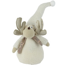 Los plyšová hračka s čiapkou a šálom ako vianočná dekorácia