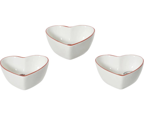 Tri misky v tvare srdca s červeným okrajom