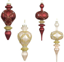 Štyri vianočné gule s rôznymi vzormi