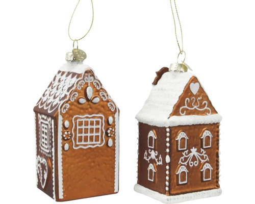 Dve perníkové vianočné ozdoby s bielou dekoráciou a šnúrkou na zavesenie