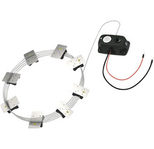 Elektrický ohradník proti zvieratám s riadiacou jednotkou a ôsmimi elektródami