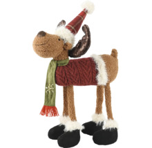 Dekoratívny los so šálom a čiapkou ako vianočná dekorácia