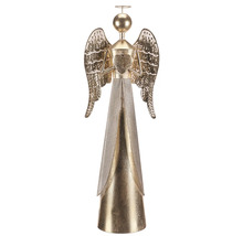 Dekoratívna zlatá kovová figúrka anjela so svätožiarou a krídlami ako vianočná dekorácia