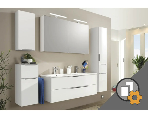 Moderný kúpeľňový komplet s bielymi skrinkami, dvojitým umývadlom a zrkadlovou skrinkou s osvetlením.