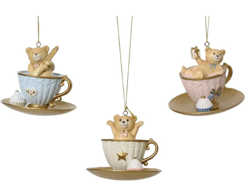 Vianočná ozdoba medveď v šálke polyresin, rôzne farby Tri plyšové medvedíky v šálkach ako ozdoby na vianočný stromček