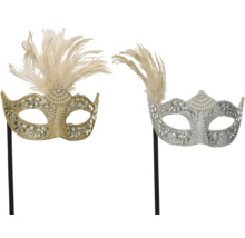 Dve masky s perím a kamienkami na karneval
