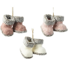 Dekoratívna plstená topánka ako ozdoba na vianočný stromček