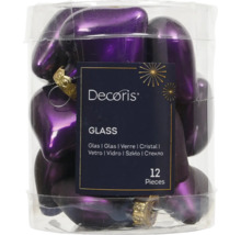 Dvanásť fialových sklenených sŕdc ako ozdoby na stromček v priehľadnom balení.