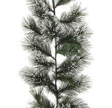 Dekoratívna jedľová girlanda so snehom