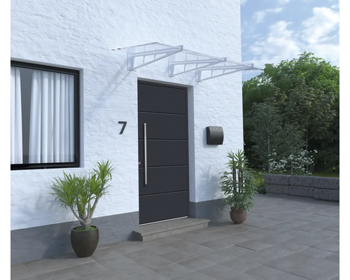 Vchodové dvere s markízou, poštovou schránkou a číslom domu 7