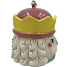 Dóza na sušienky s motívom kráľovskej hlavy