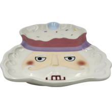 Dekoratívna keramická misa s tvárou a pokrývkou hlavy