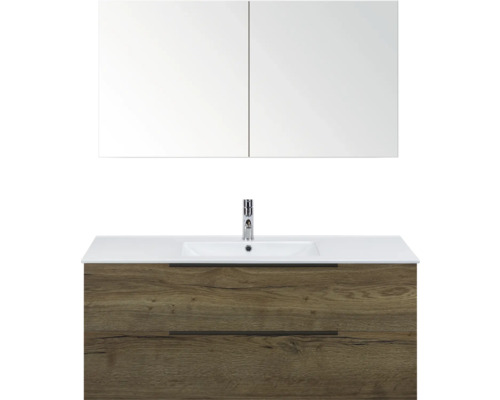 Umývadlo so zrkadlom a drevenou spodnou skrinkou