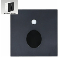 Pohybový senzor pre vnútorné použitie s montážnou krabicou