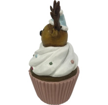 Dekoratívna figúrka sob ako cupcake s čiapkou